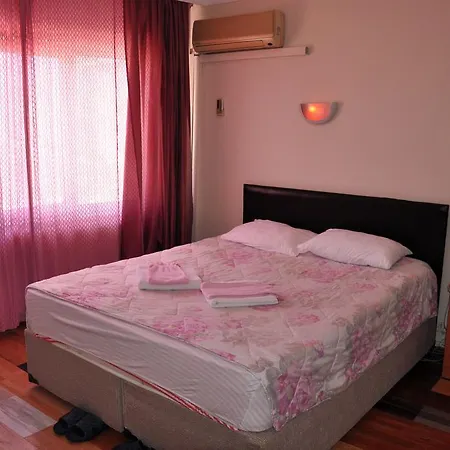 Отель Istanbul Корлу